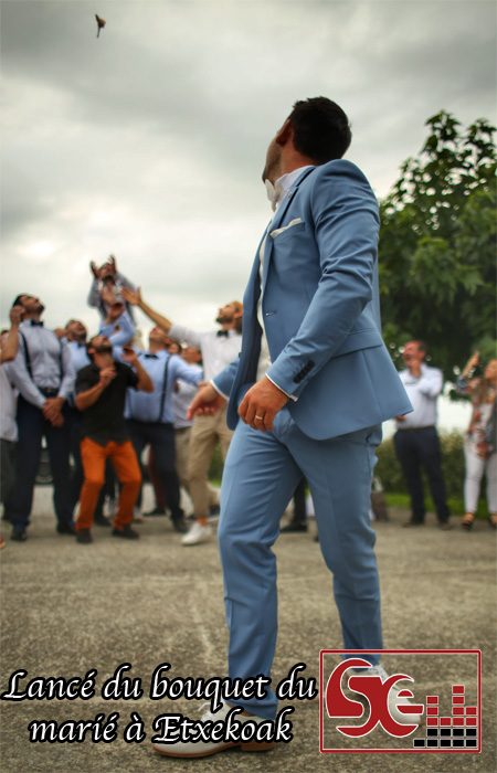 lance du bouquet marie mariee djette dj sud evenements sonorisation mariage etxekoak bergerie ferme bayonne sare