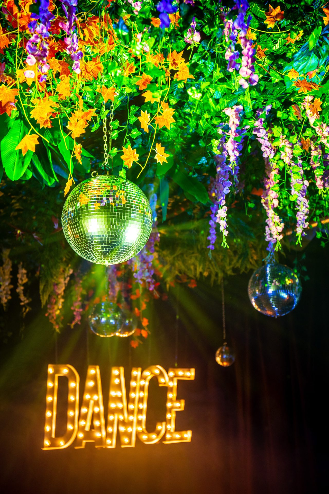 Dancefleurs installation mariage