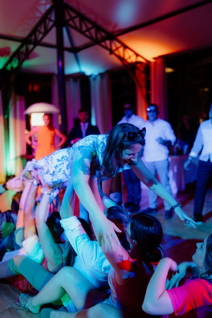 Soiree dansante Sud evenements sonorisation DJ